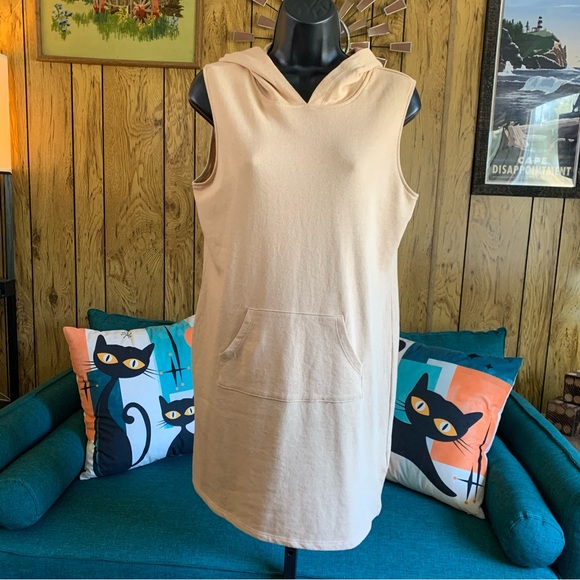 Love, Fire Sleeveless Hoodie Dress - Picture 2 of 10